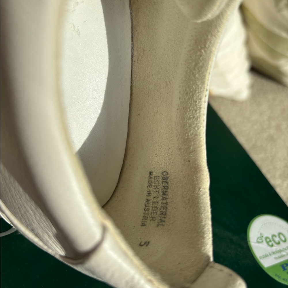 Paul Green Faye Ivory Leather Sneakers with Gold Accents Size 7.5 - Picture 10 of 12